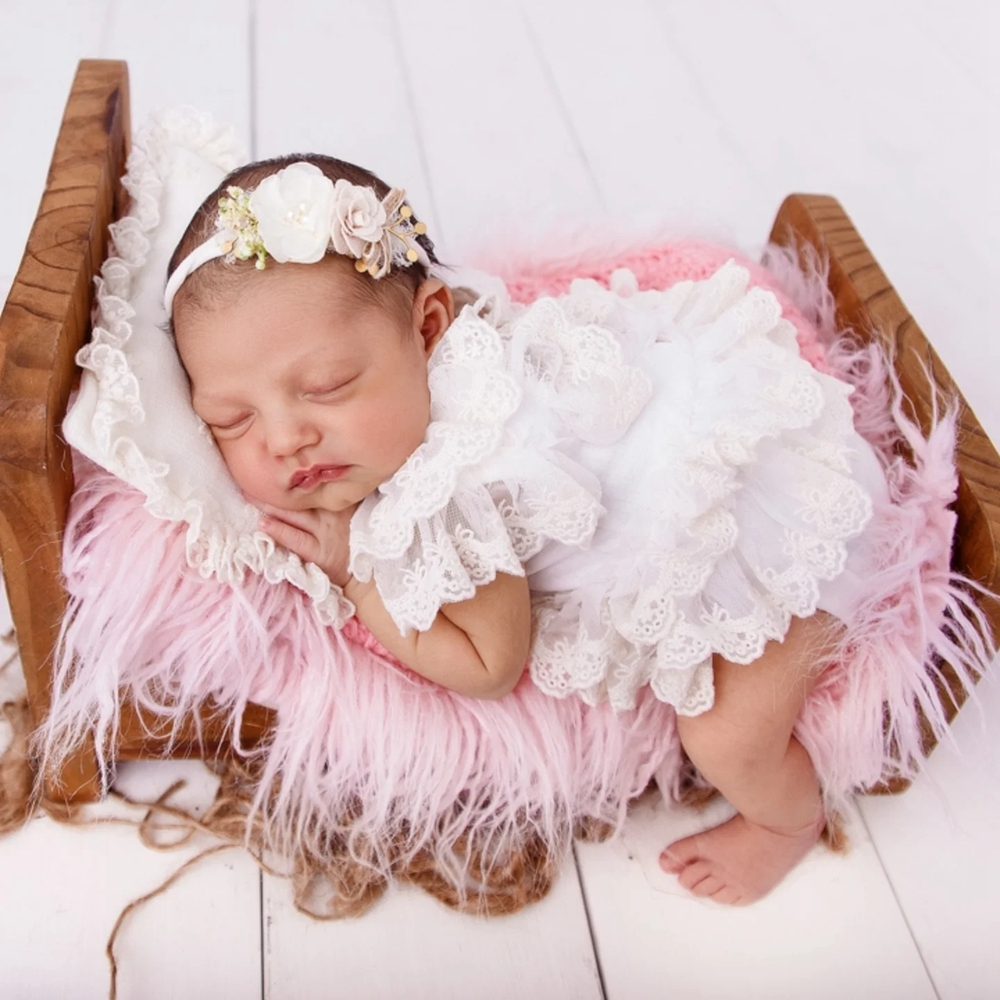 Infant Photography Props Outfit - อุปกรณ์ประกอบฉากการถ่ายภาพทารกแรกเกิด ชุดรอมเปอร์ลูกไม้สำหรับเด็กผู้หญิง เสื้อผ้าสำหรับถ่ายภาพเด็ก ชุดเจ้าหญิงสีขาว ชุดบอดี้สูทสำหรับถ่ายภาพในสตูดิโอ